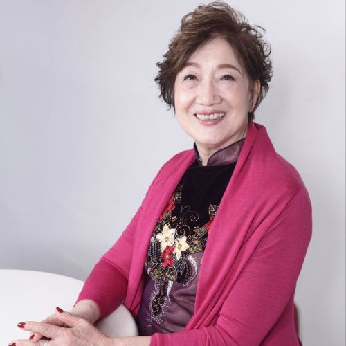 講師 ： ルビーL